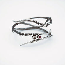 Load image into Gallery viewer, Sapphire Quartz Pearl Serpents Bangle