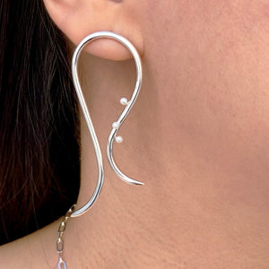 Spirosoma Pearl Earrings