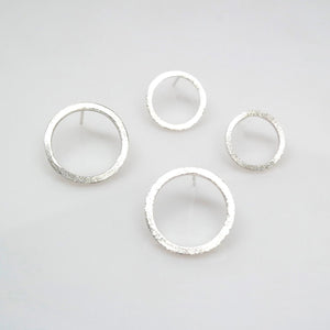 Zen Open Circle Studs in Large and Small - Sterling Silver - TIN HAUS Jewelry